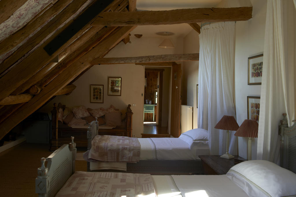 Mas De Garrigue Bed & Breakfast Calvignac Oda fotoğraf