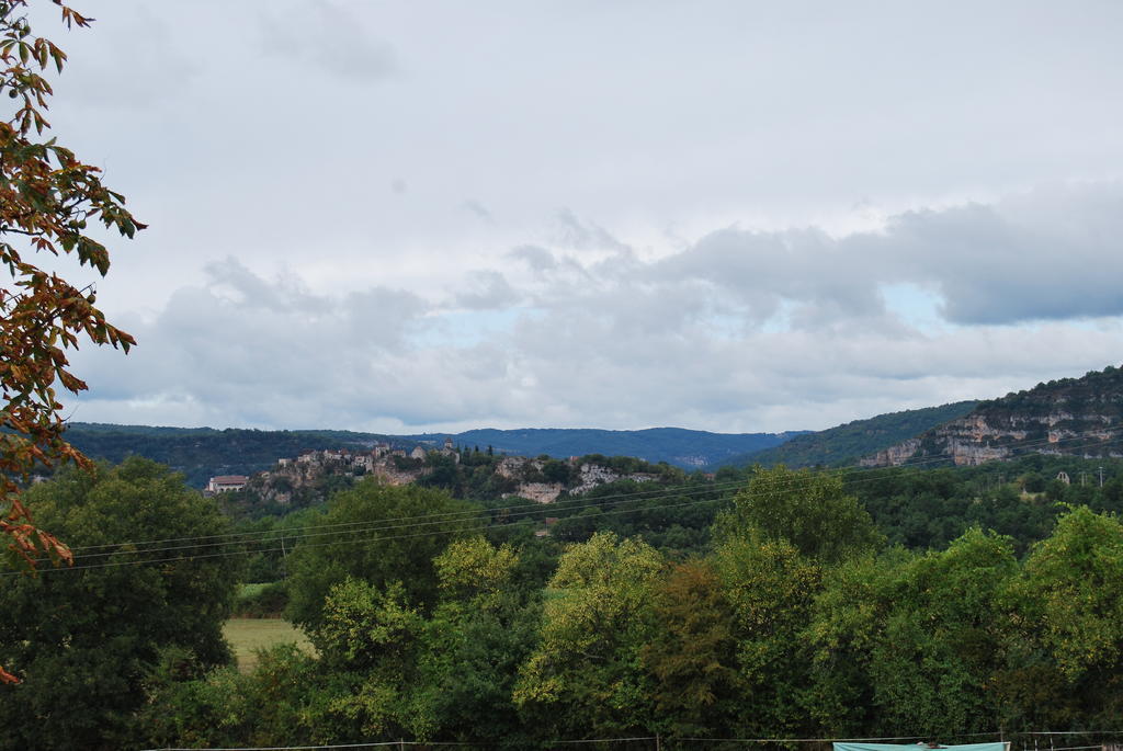 Mas De Garrigue Bed & Breakfast Calvignac Dış mekan fotoğraf